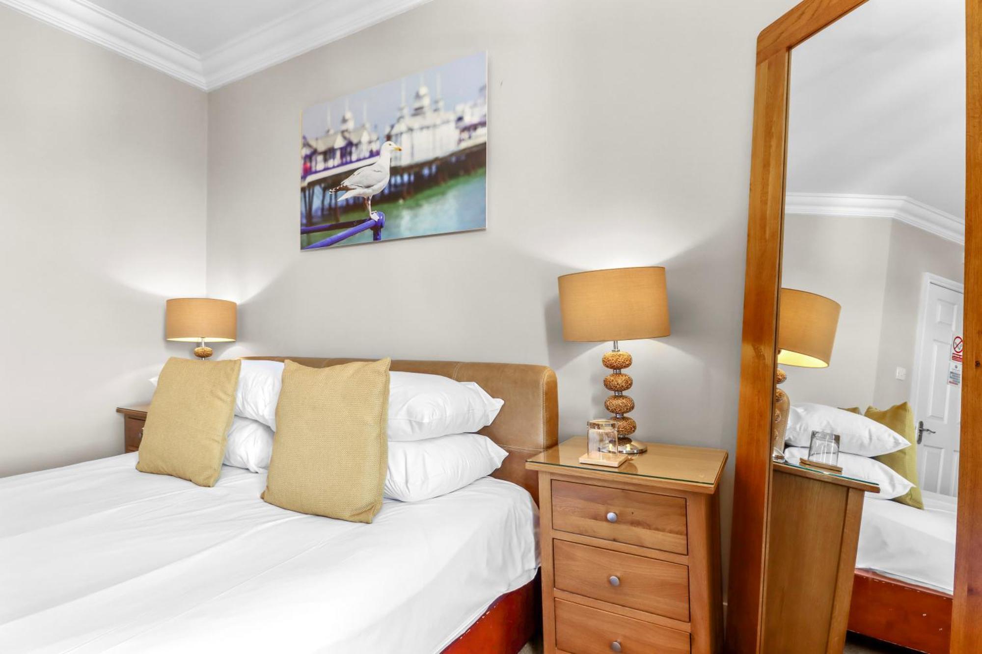 Beach Front Guest House Eastbourne Quarto foto